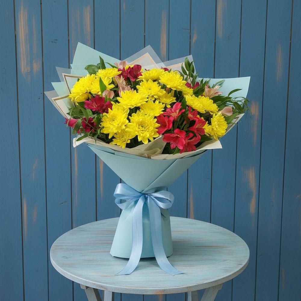 Букет цветов из: Альстромерии и Хризантемы в Северо-Курильске