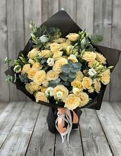 Букет цветов из:  Розы и Лизиантусы #REPLACE_PRED# Северо-Курильске