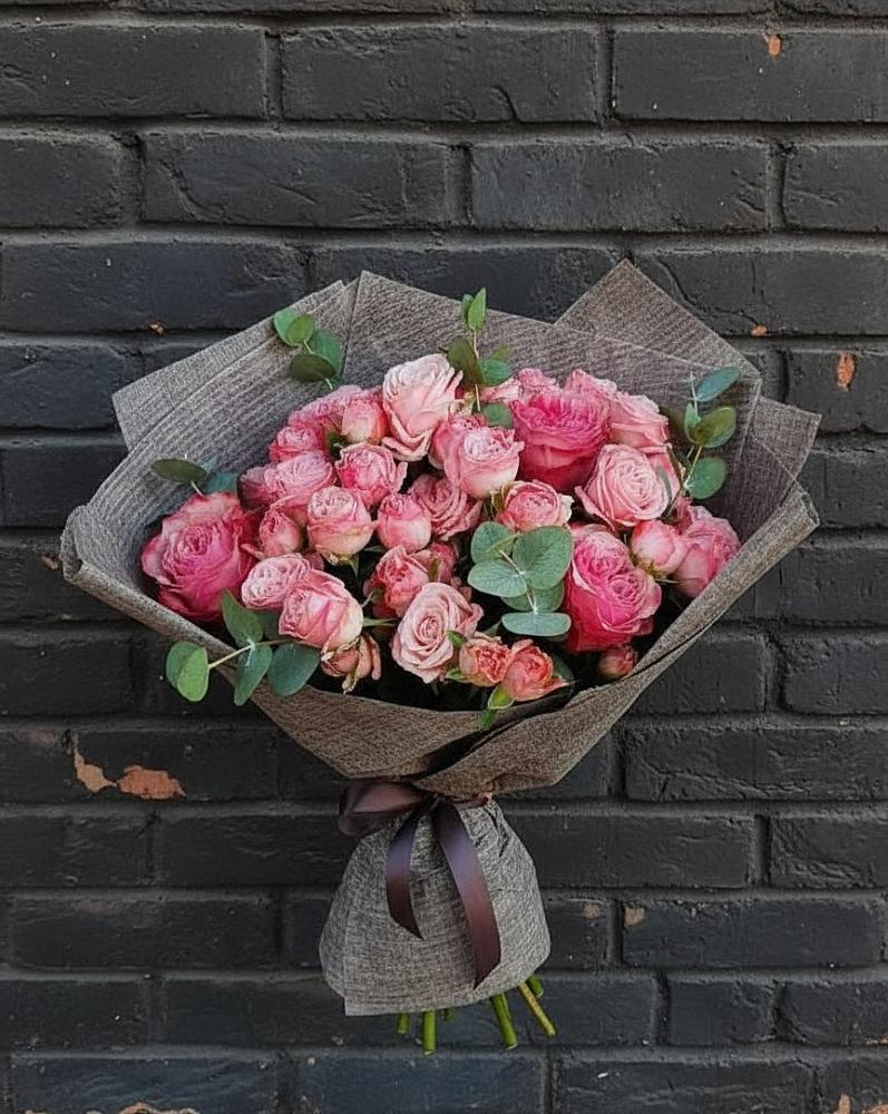 Букет цветов из: Розы в Северо-Курильске