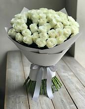 Букет 35 Белых роз в Северо-Курильске
