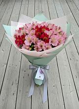 Букет цветов из:  Альстромерии в Северо-Курильске