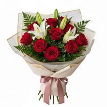 Букет цветов из:  Лилии и Розы в Северо-Курильске