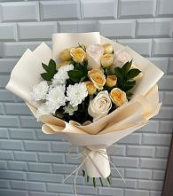 Букет цветов из:  Розы и Хризантемы в Северо-Курильске