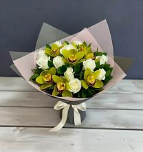 Букет цветов из:  Орхидеи и Розы в Северо-Курильске