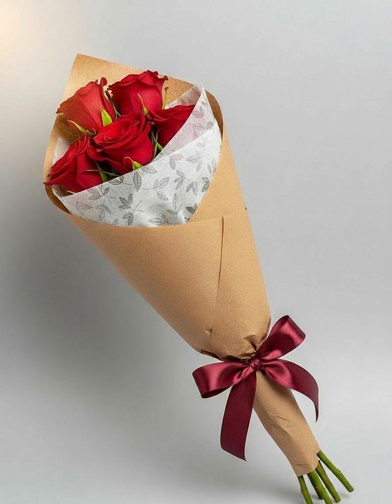 Букет цветов из: Розы в Северо-Курильске