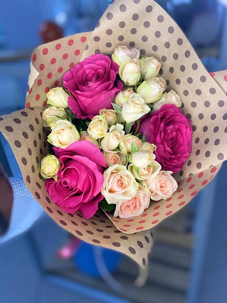 Букет цветов из: Розы в Северо-Курильске