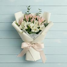 Букет цветов из:  Альстромерии в Северо-Курильске