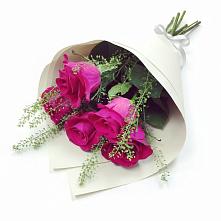 Букет цветов из:  Розы в Северо-Курильске