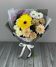 Букет цветов из:  Розы, Герберы и Хризантемы в Северо-Курильске