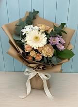 Букет цветов из:  Герберы и Хризантемы в Северо-Курильске
