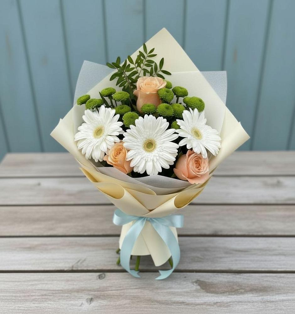 Букет цветов из: Герберы, Розы и Хризантемы в Северо-Курильске