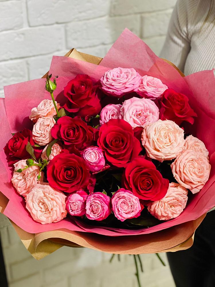 Букет цветов из: Розы в Северо-Курильске