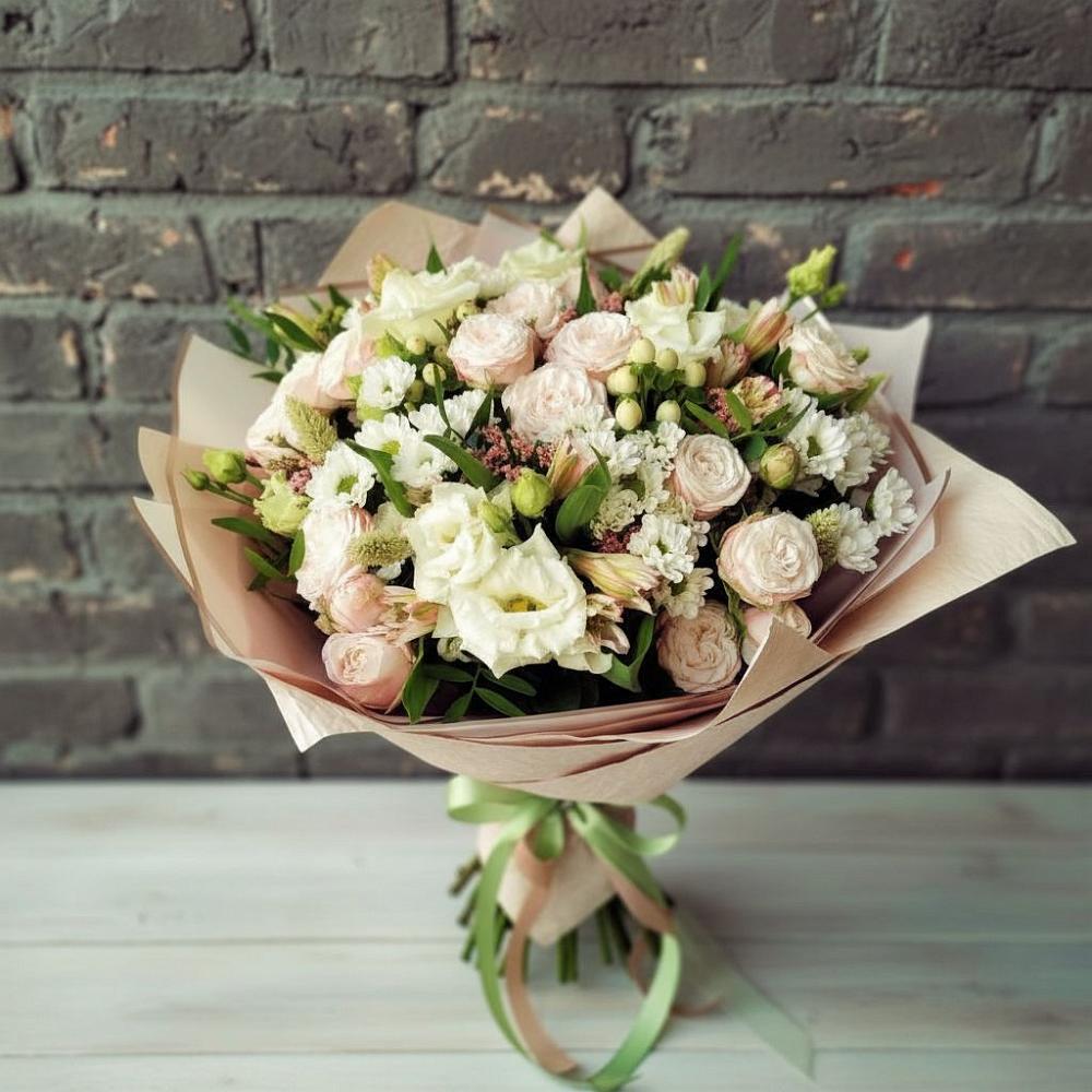 Букет цветов из: Альстромерии, Розы и Хризантемы в Северо-Курильске