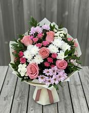 Букет цветов из:  Альстромерии, Гвоздики, Розы и Хризантемы #REPLACE_PRED# Северо-Курильске