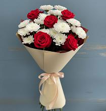 Букет цветов из:  Розы и Хризантемы в Северо-Курильске