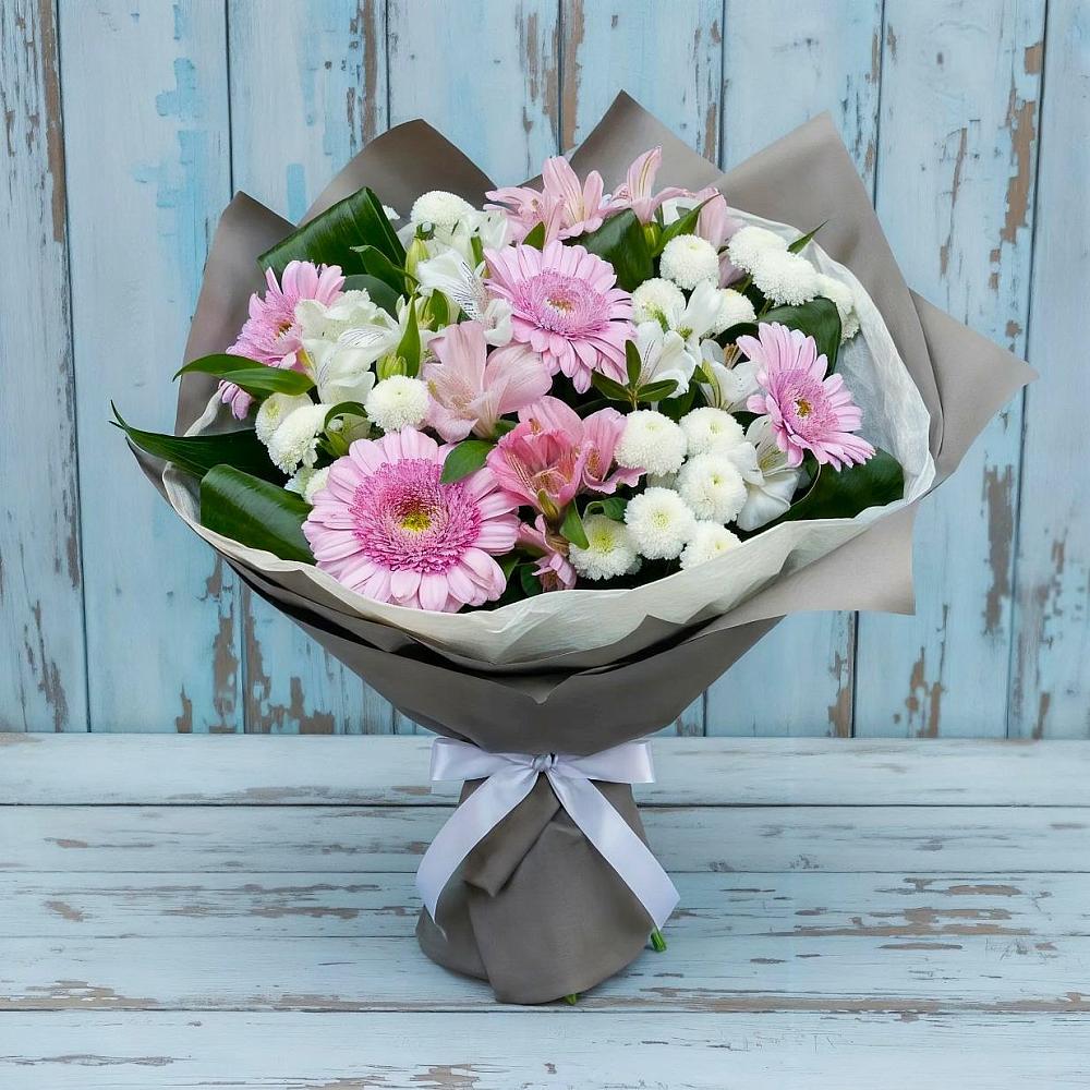 Букет цветов из: Герберы, Альстромерии и Хризантемы в Северо-Курильске