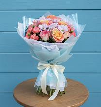 Букет цветов из:  Хризантемы и Розы в Северо-Курильске