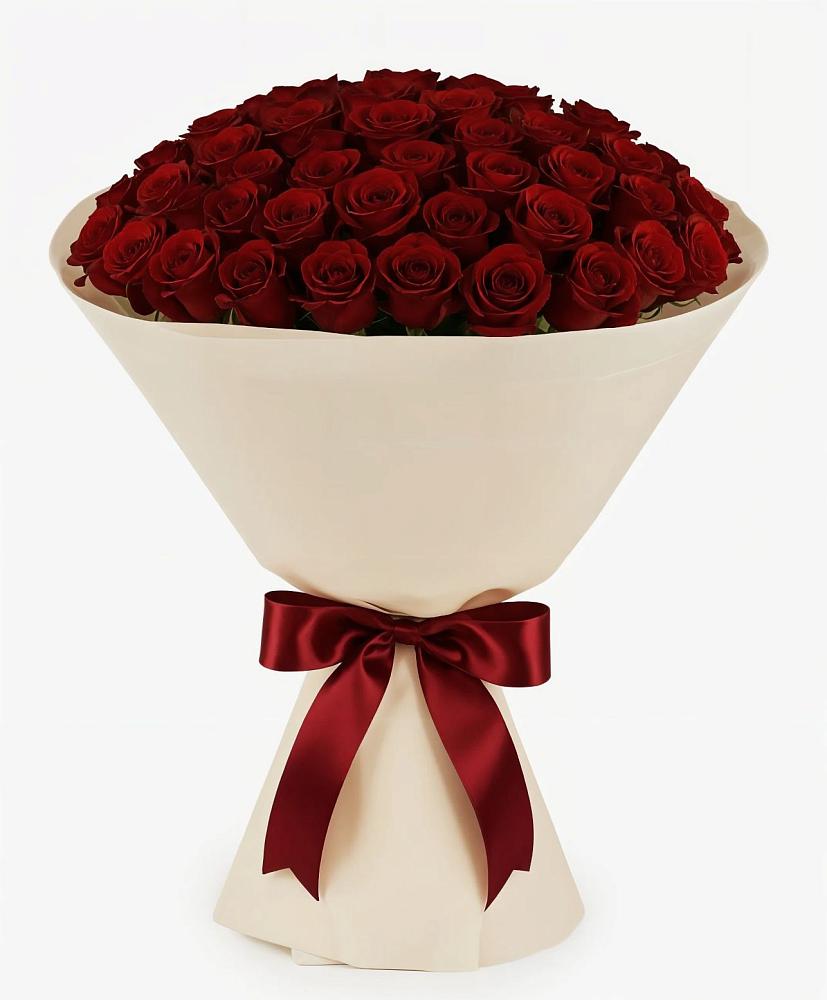 Букет 101 Бордовая роза Блэк Бакарра в Северо-Курильске