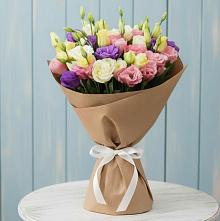 Букет цветов из:  Лизиантусы в Северо-Курильске